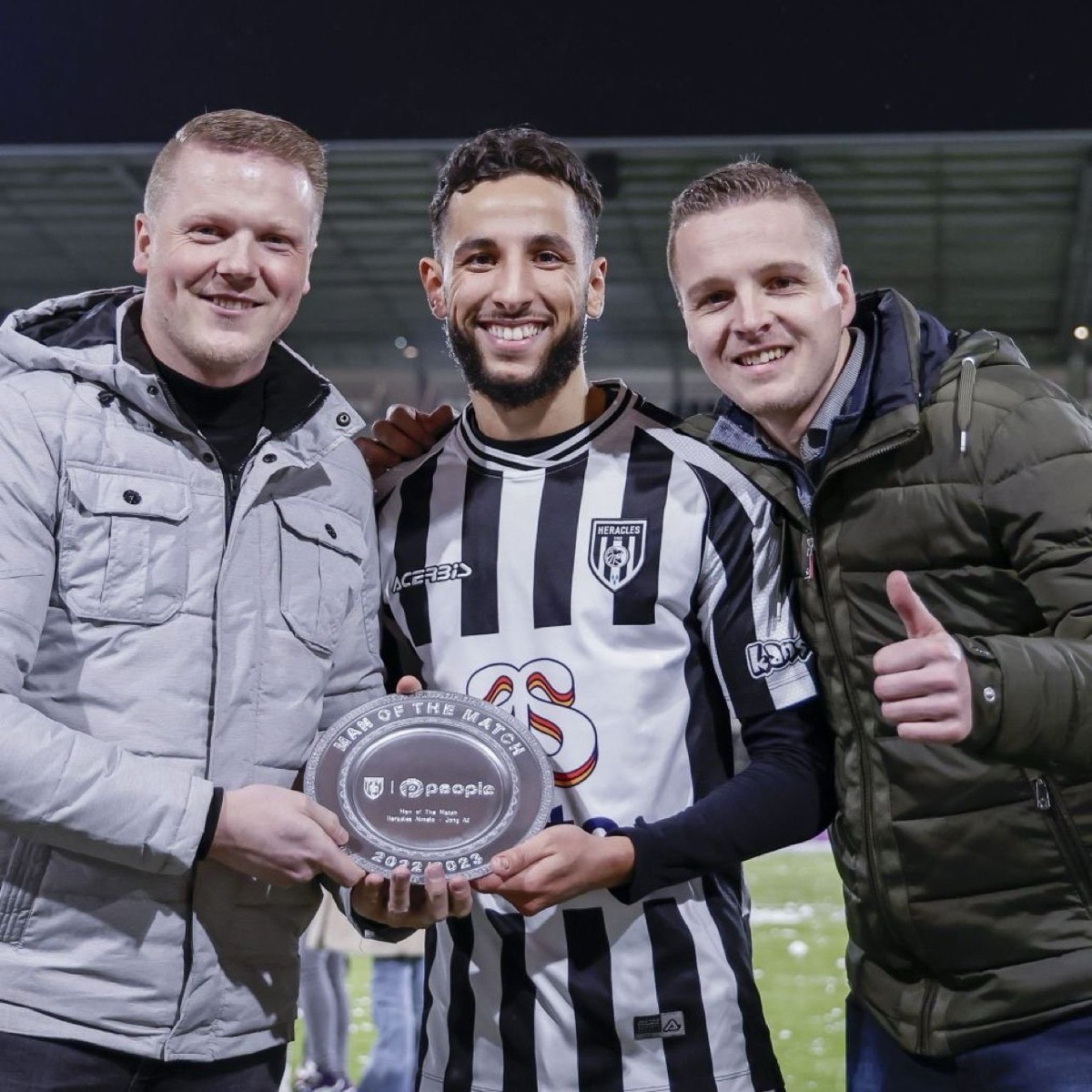 Man of the Match-uitreiking Heracles Almelo