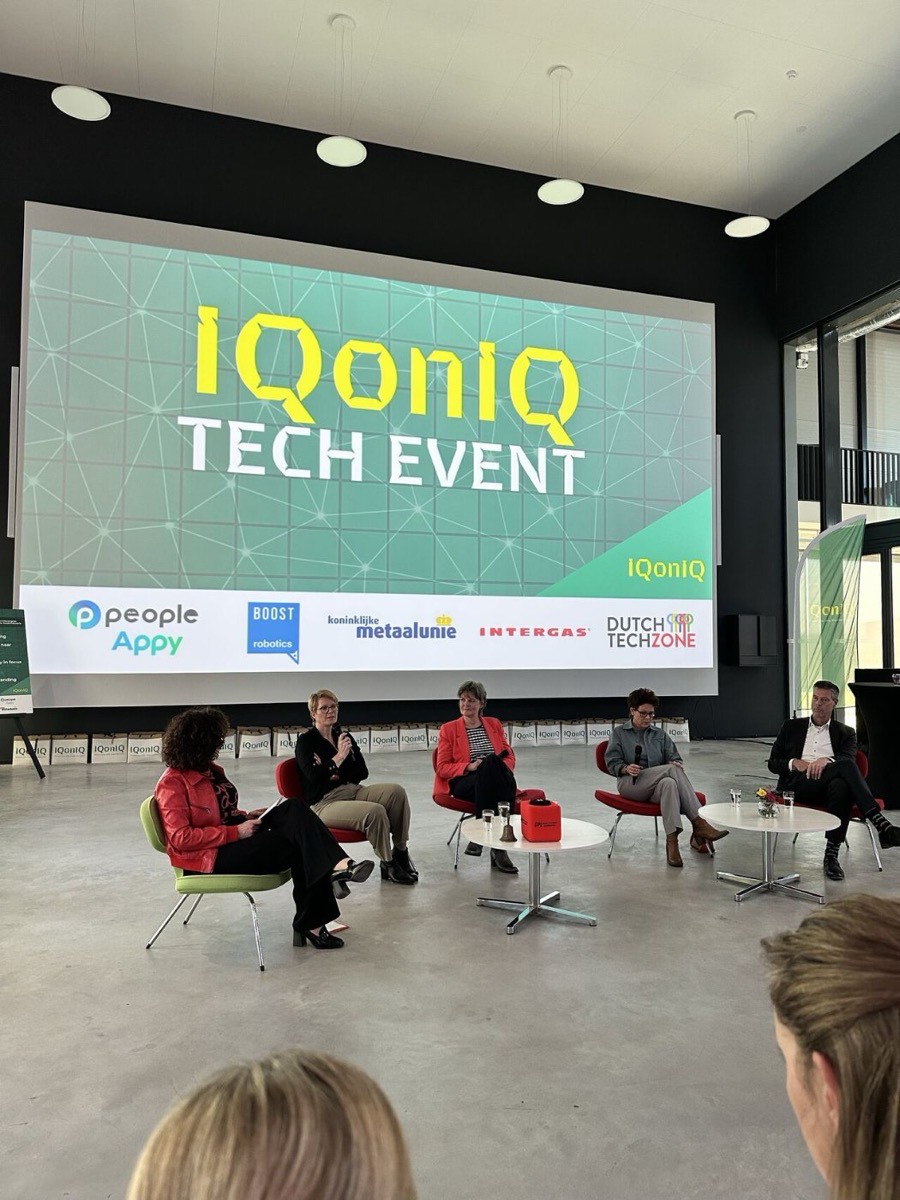 Panelgesprek IQonIQ Tech Event